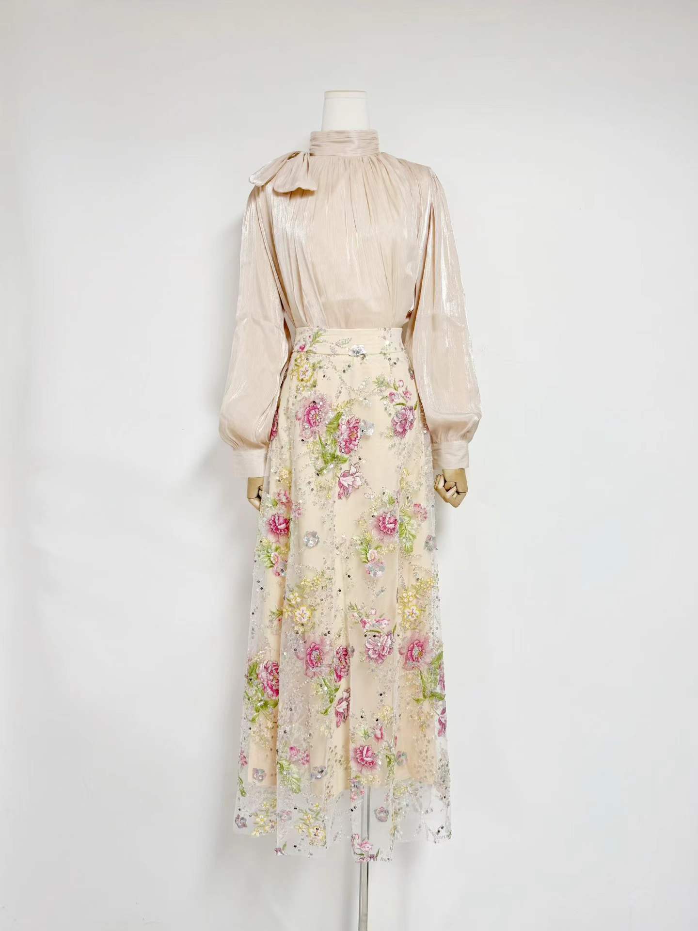 Conjunto Elegante e Chic VGH P - Women'S Formal Wear Blouse avaliação e preço