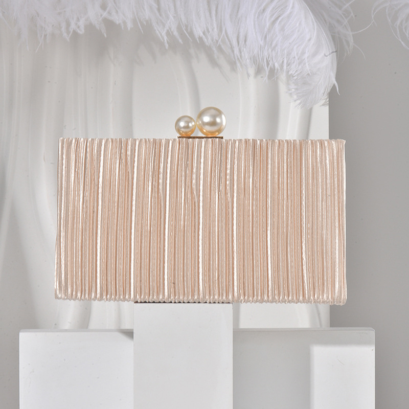 Bolsa Clutch de Tecido Cintila - Formal Dress Female avaliação e preço